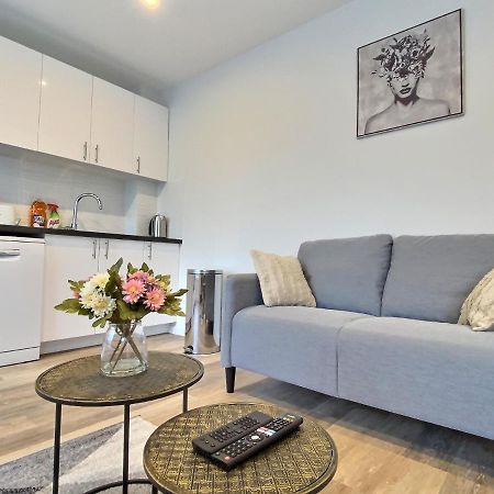 Cozy Appart' A Deux Pas De La Gare - Cozy Houses Palaiseau Exterior photo