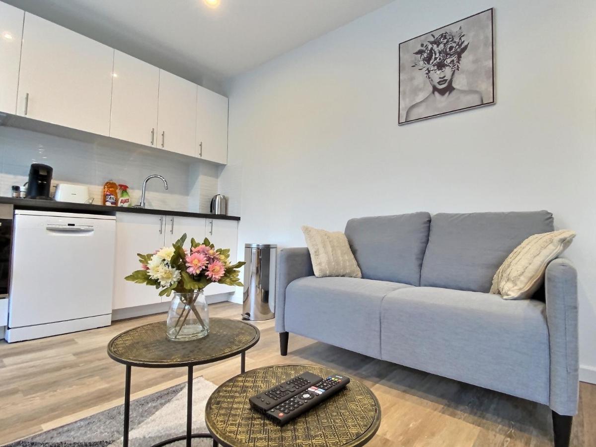 Cozy Appart' A Deux Pas De La Gare - Cozy Houses Palaiseau Exterior photo
